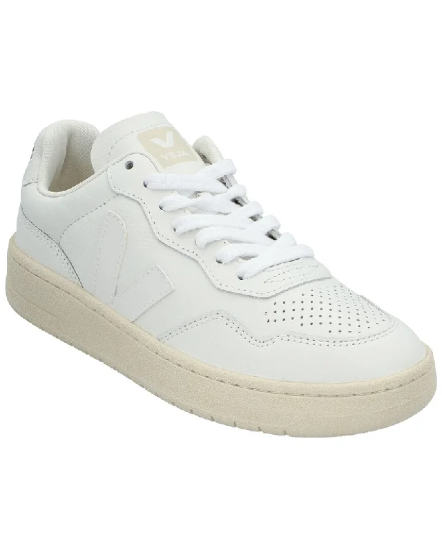 VEJA V-90 Leather Sneaker