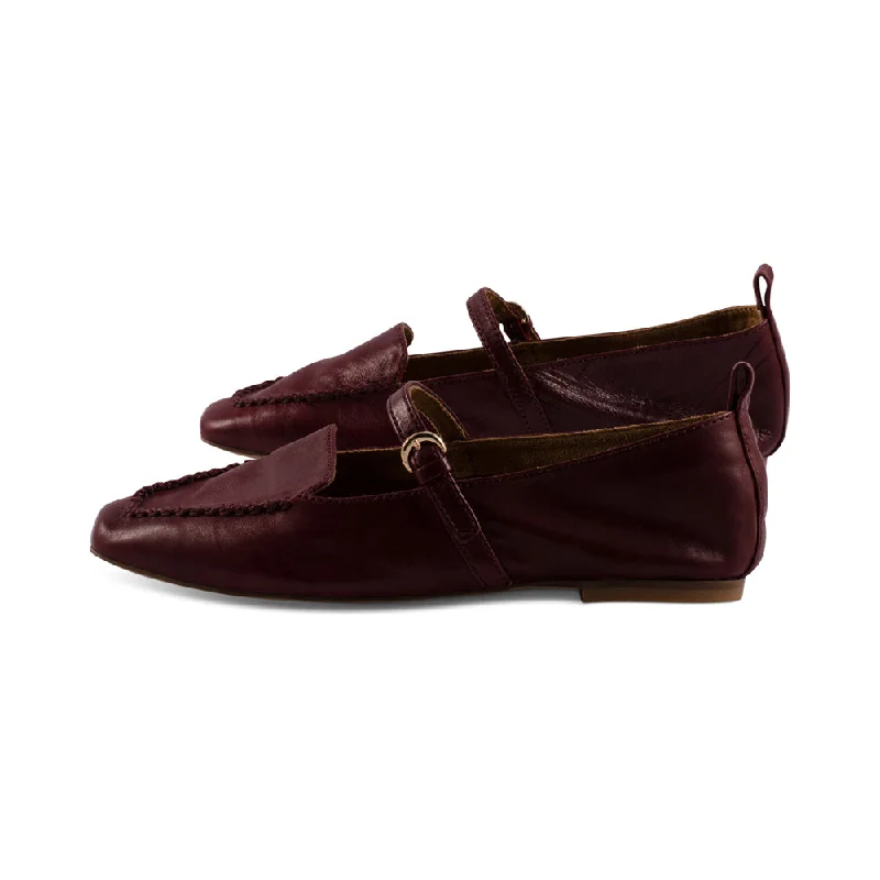 Ferry Merlot Leather F24