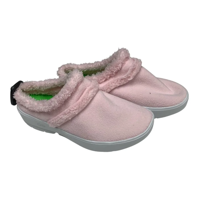 Shoes Flats By Oofos In Pink, Size: 9.5