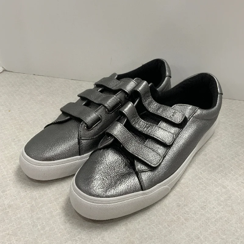 Shoes Flats By Keds In Silver, Size: 12