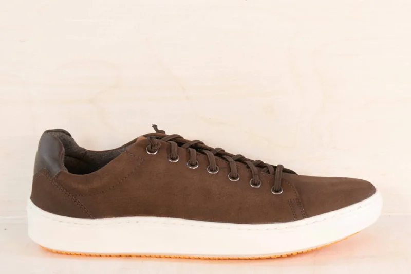 Men's Sea Island Sneaker In Chocolate