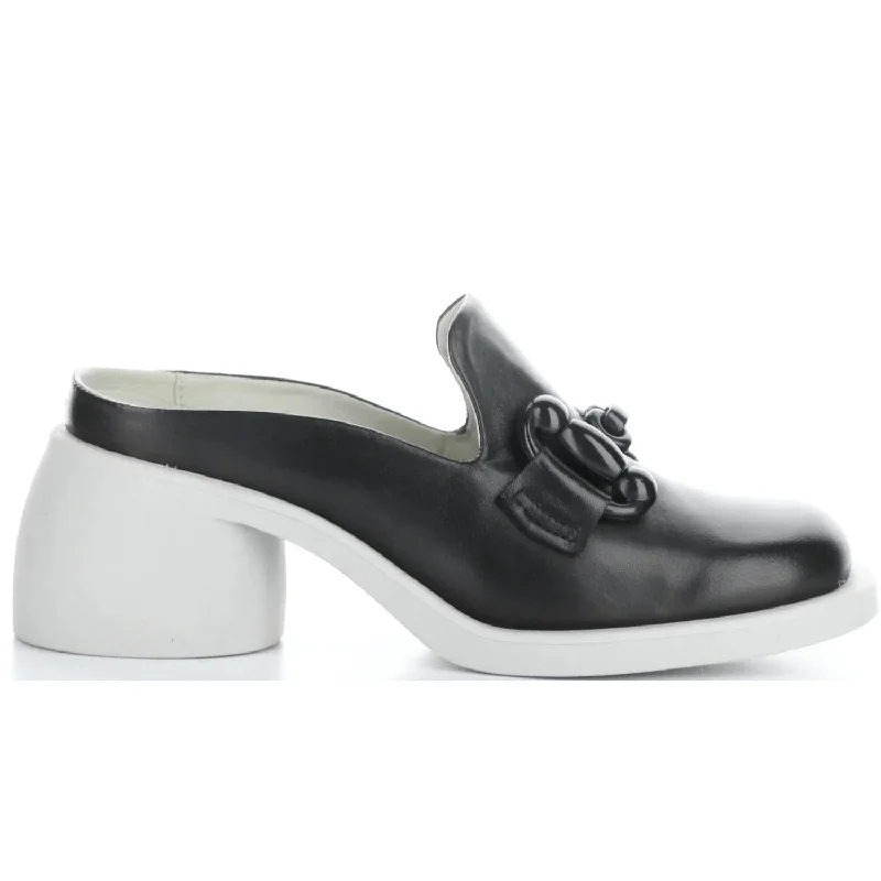 Women's Hami Mules In Black