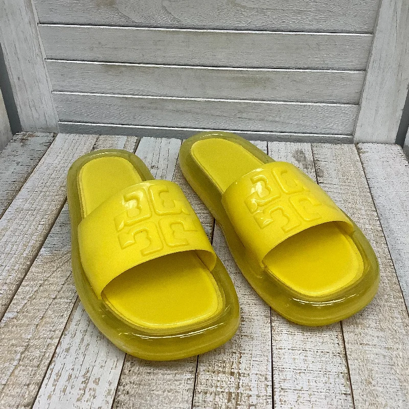 Yellow Sandals Flats designer Tory Burch, Size 8