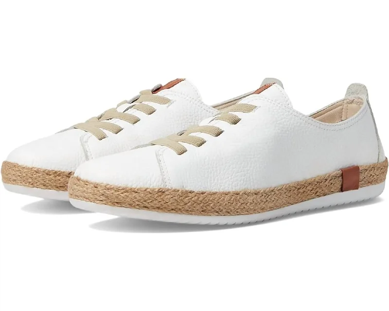 Women's Eloya Sneaker In 20085-423